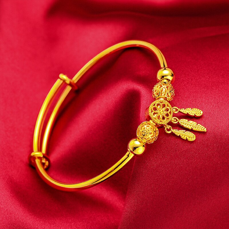 Whispering Breeze Guardian - Dreamcatcher Premium Gold Bracelet