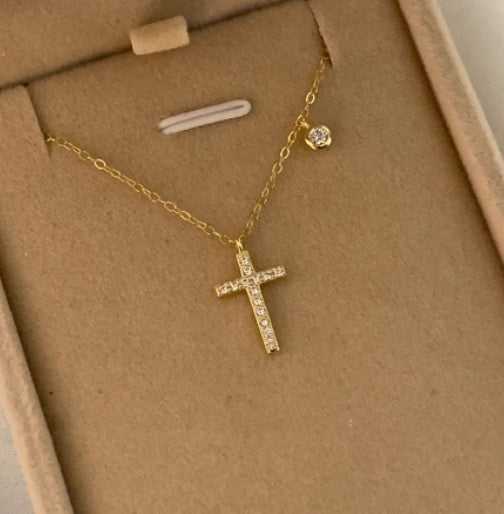 S925 Sterling Silver Simple Diamond Cross Necklace Female Net Celebrity Explosion Style Wild Temperament Clavicle Chain Popular Jewelry