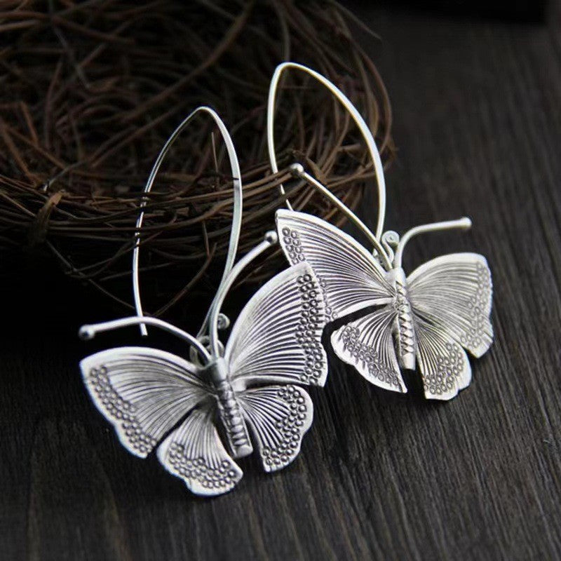 European And American Retro Long Butterfly Pendant Earrings