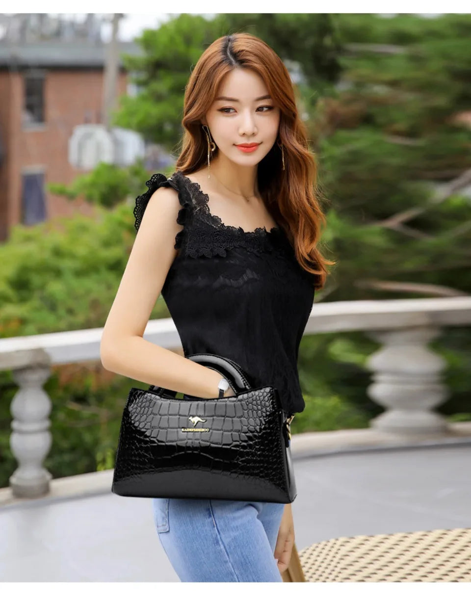 Alligator Motif Kangaroo Brand Bag