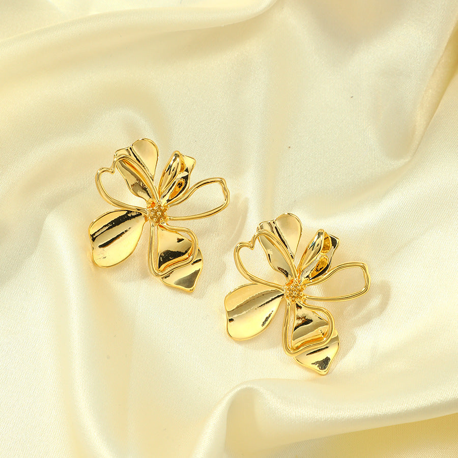 European And American Copper Plating 18K Gold Vintage Flower Earrings For Women