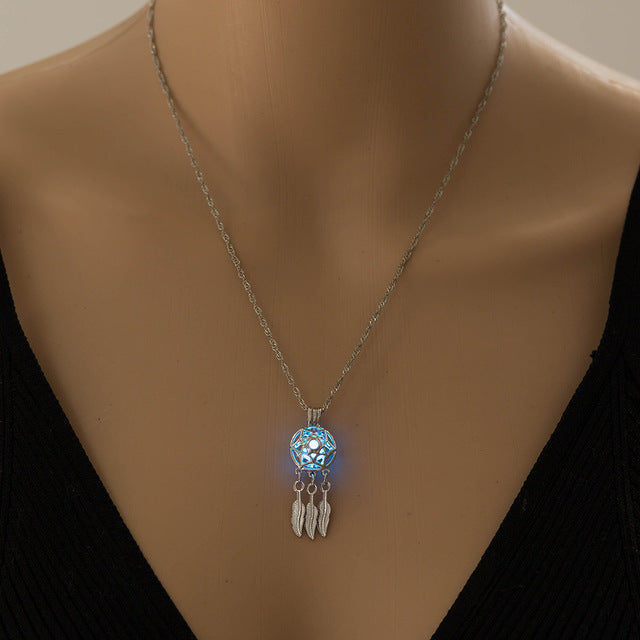 Glowing Luminous Leaf Tassel Necklace [LOW STOCK]